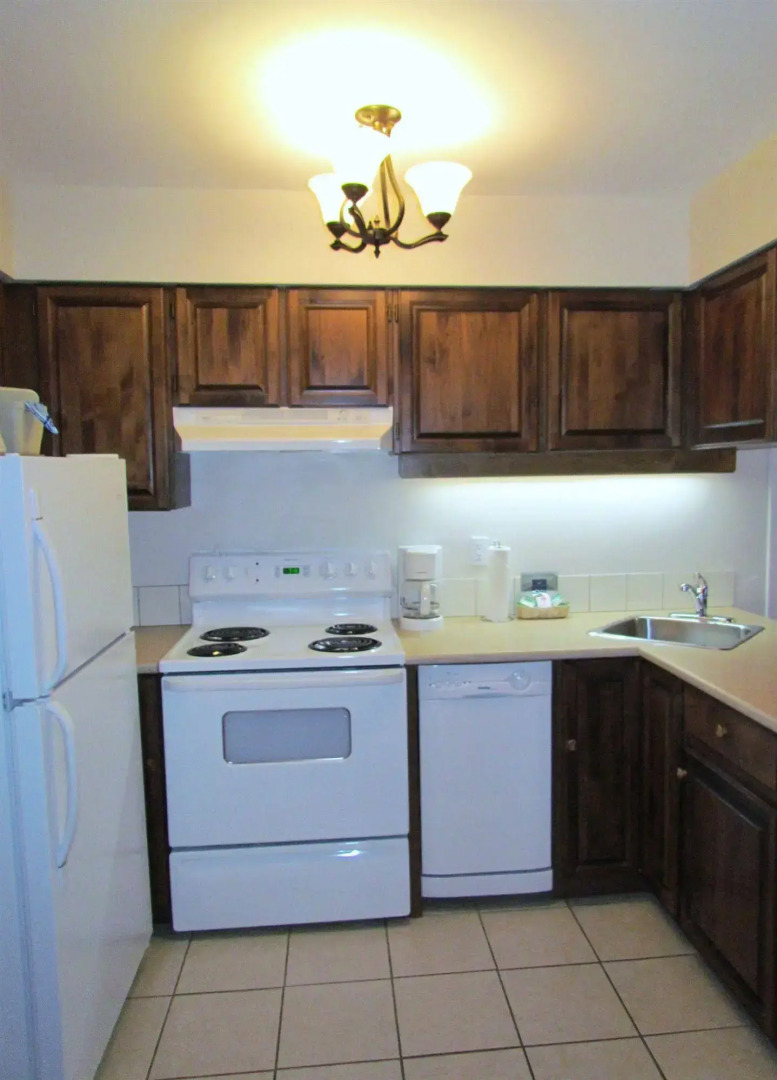 Heron's Landing Hotel