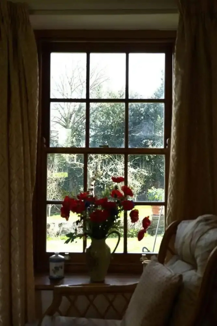 Cottage - Sleeps 2 - Garden - Parking