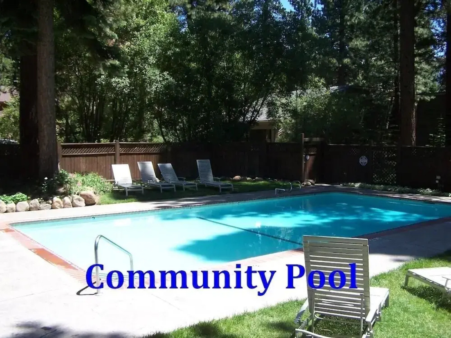 Sparrow's Nest 2 Bedroom Home by RedAwning