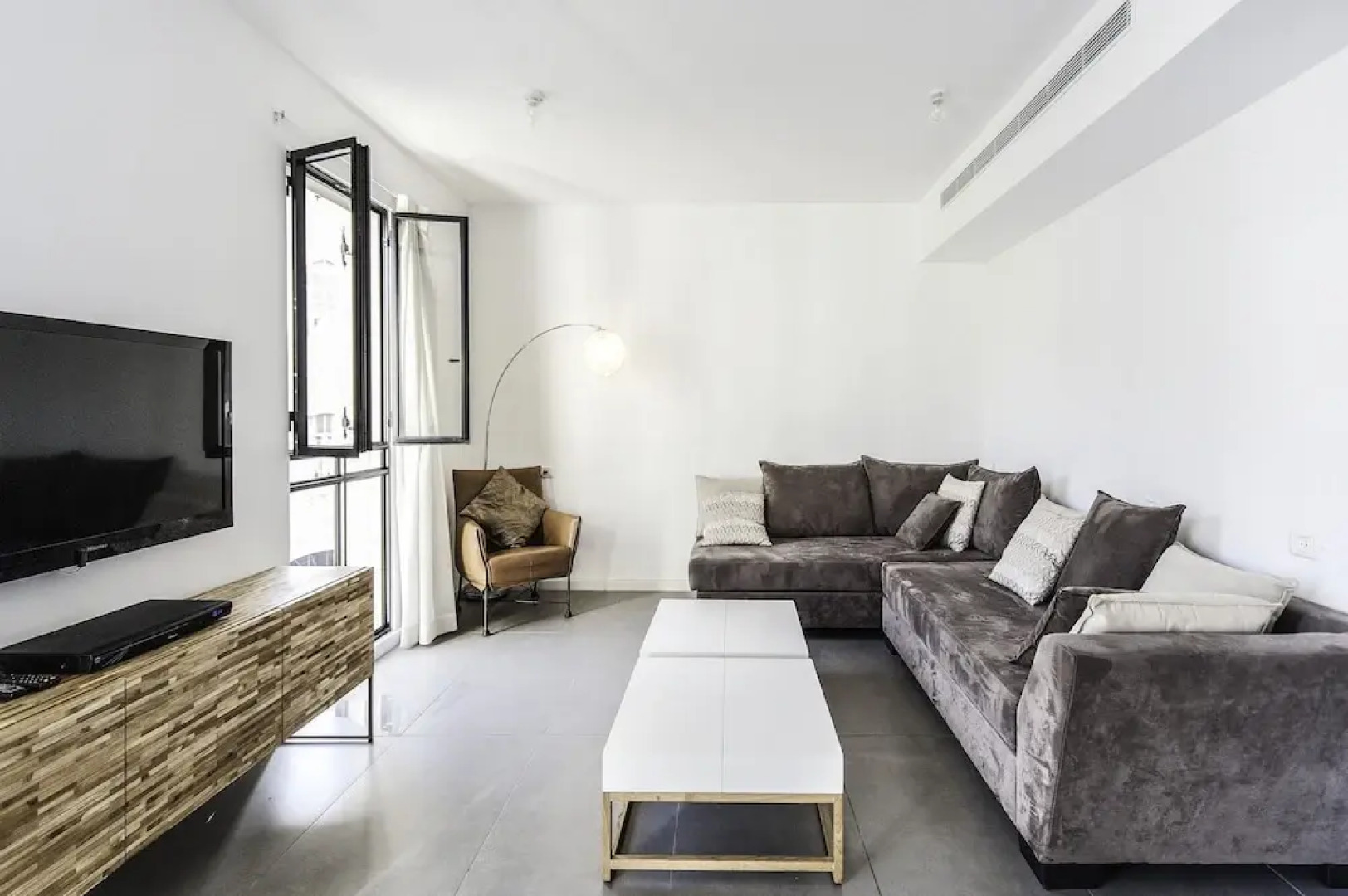 Sea N' Rent -Shimon Ben Shatach 8/3