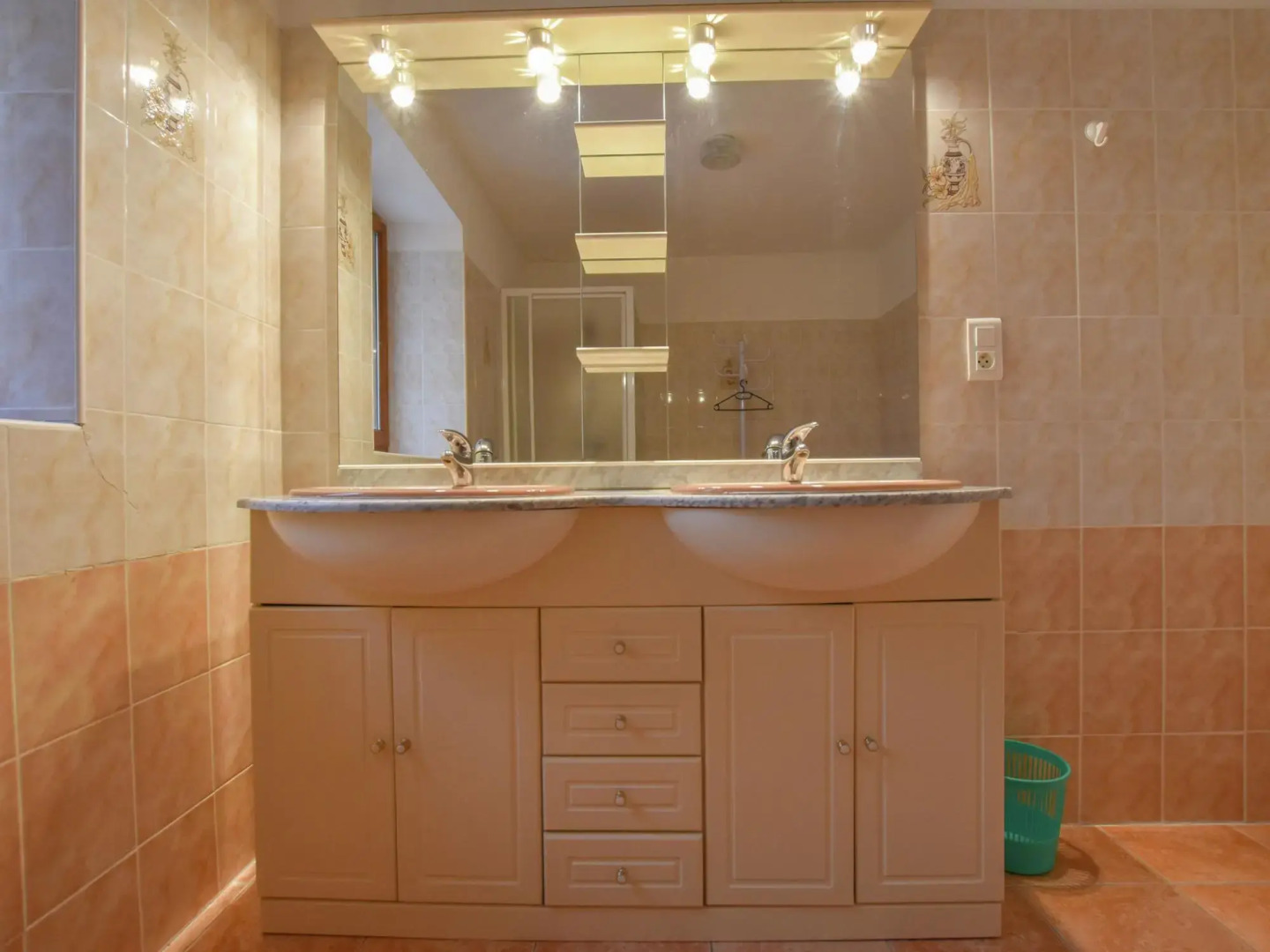 Rurally Located Holiday Home With Magnificent View, Close to Cazals