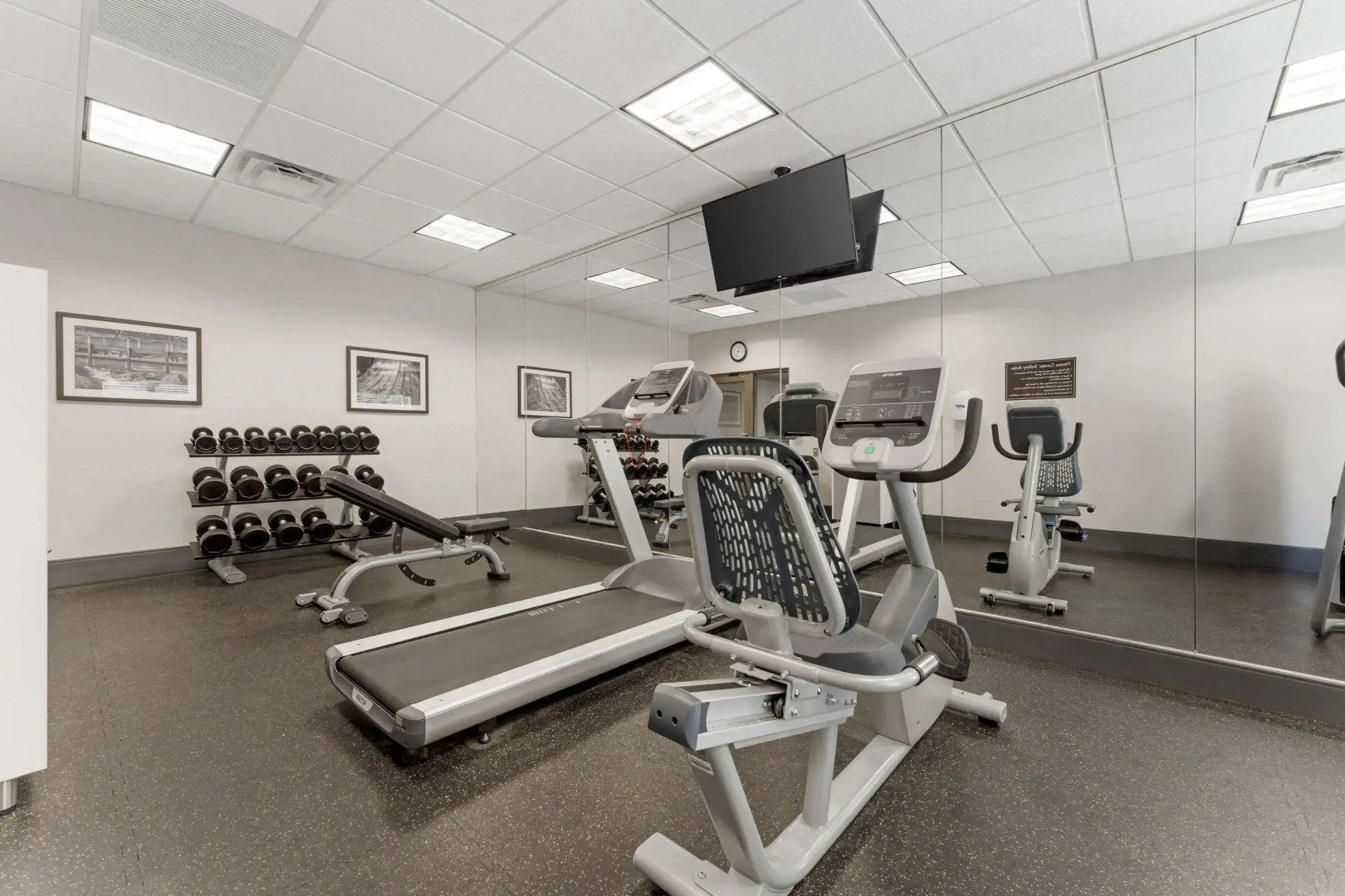 Sleep Inn & Suites Cumberland - LaVale