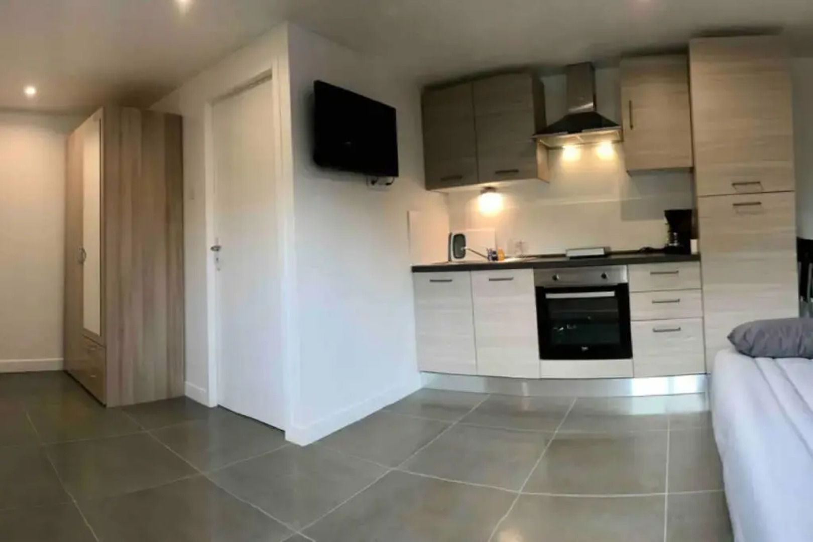 Studio Occitanie 20 M2 Tout Equipe Avec Jardin