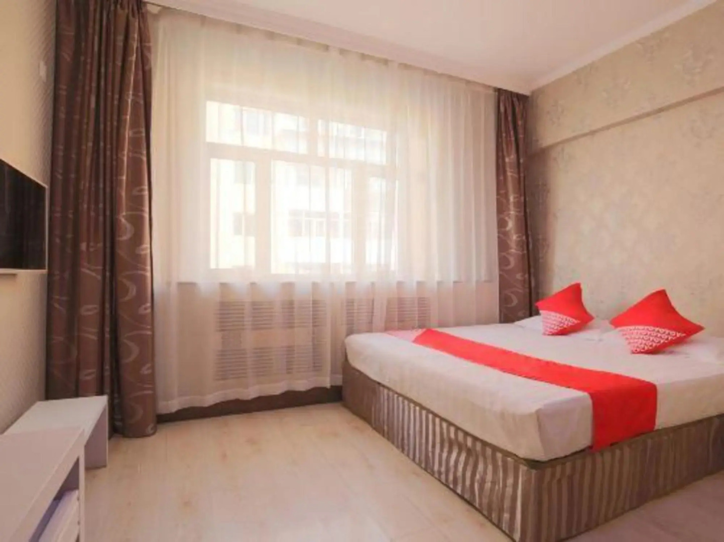 Jiamusi Haiyun Hotel