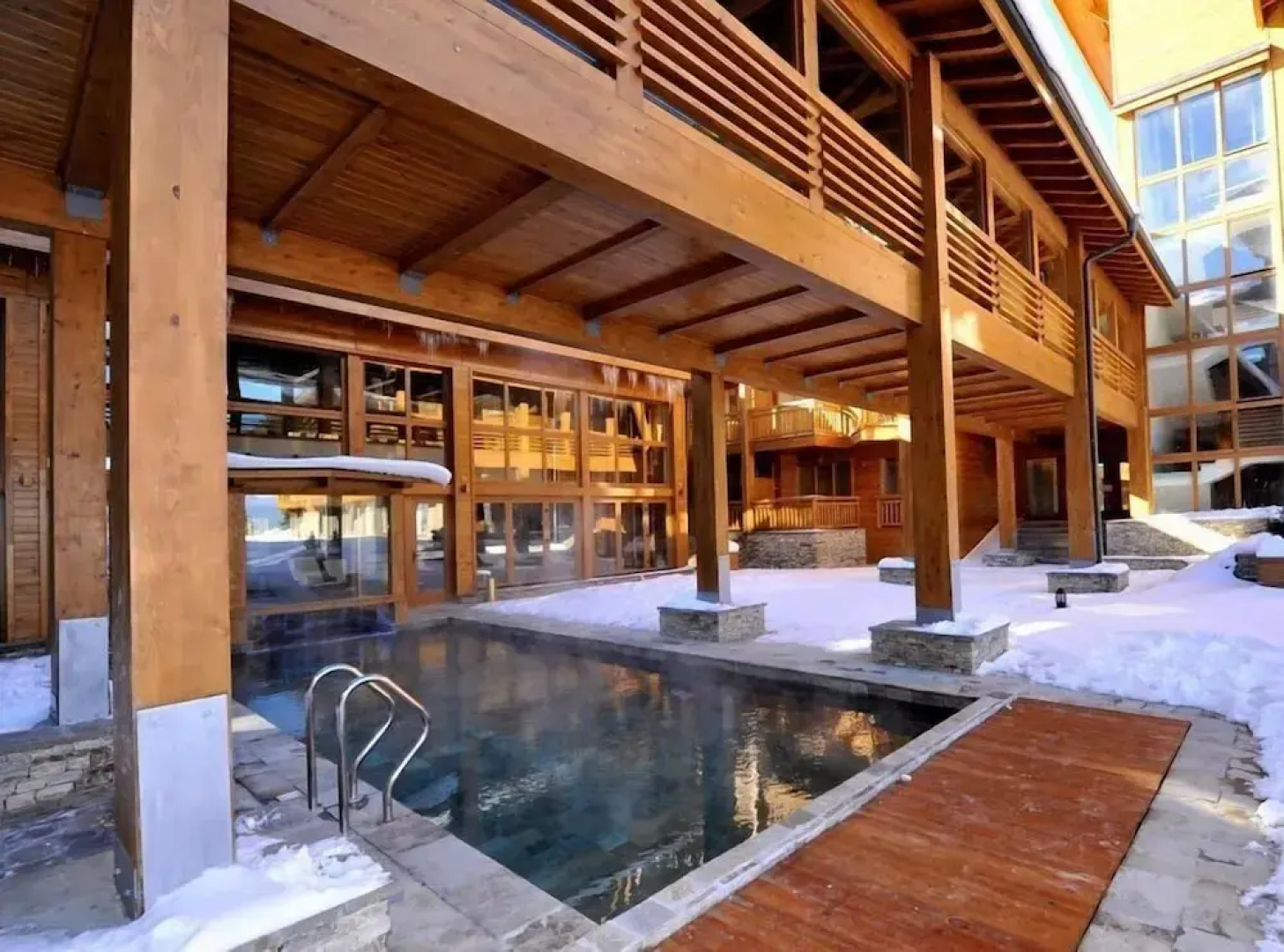 Pirin Golf & Country Club Apartment Complex