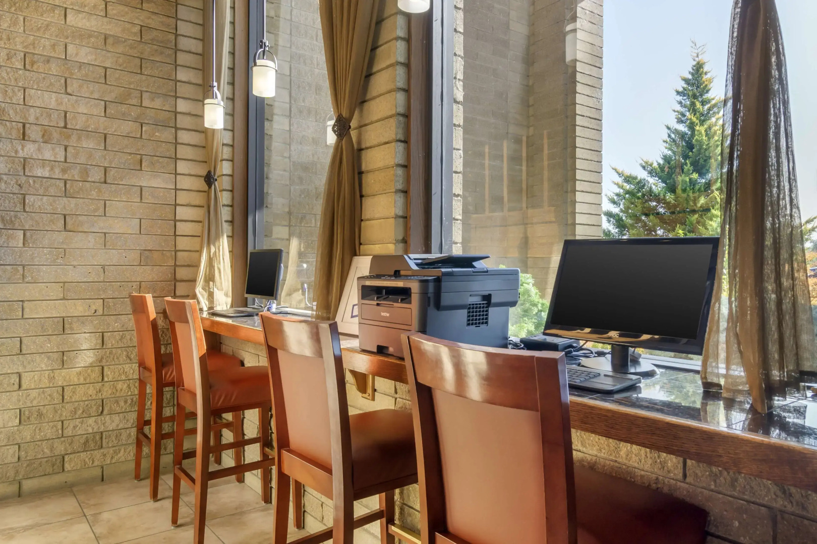 Best Western Plus Ahtanum Inn