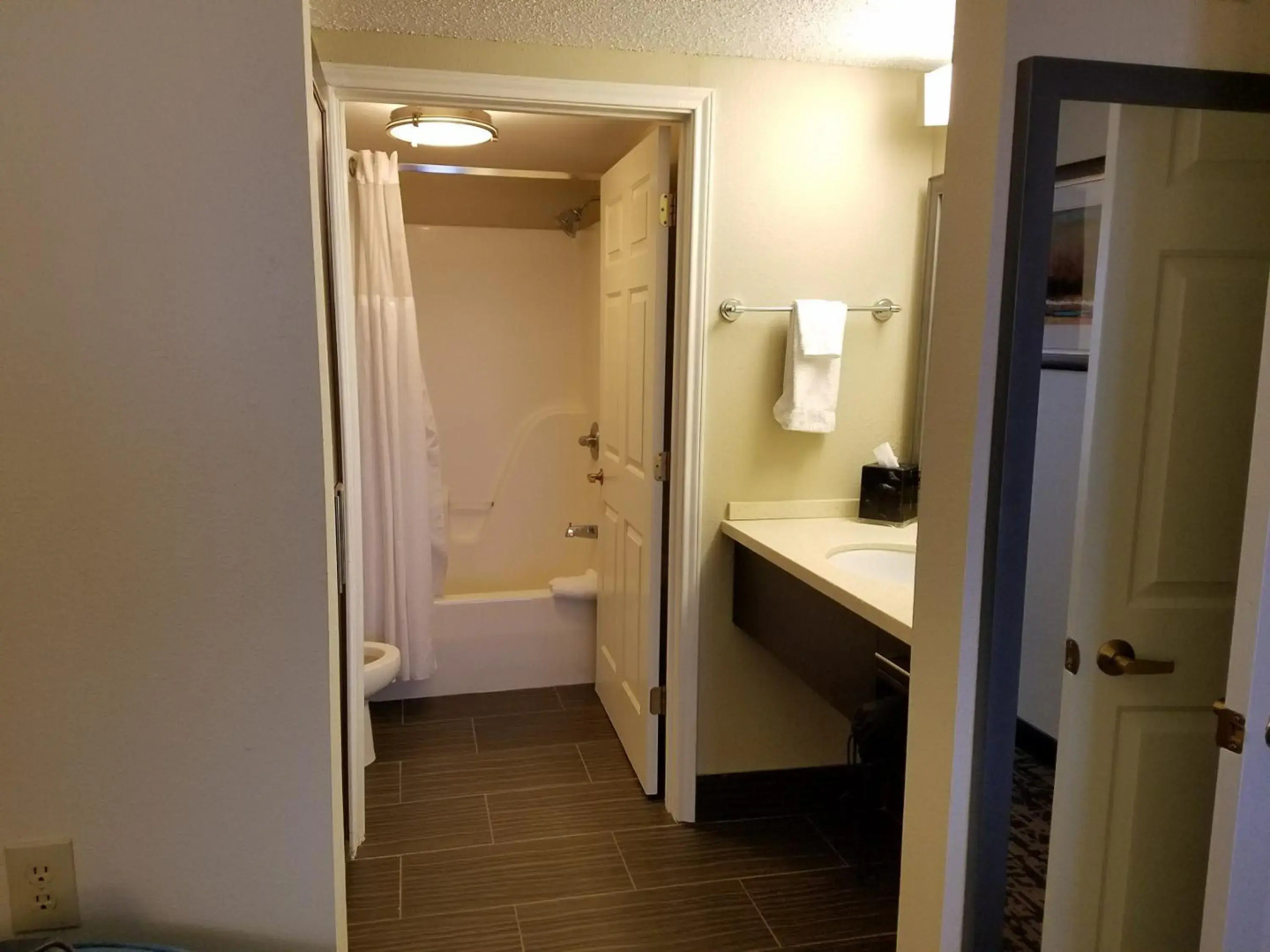 Staybridge Suites Indianapolis-Fishers by IHG