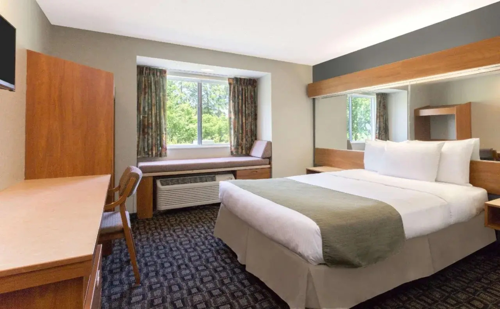 Microtel Inn & Suites by Wyndham Brunswick