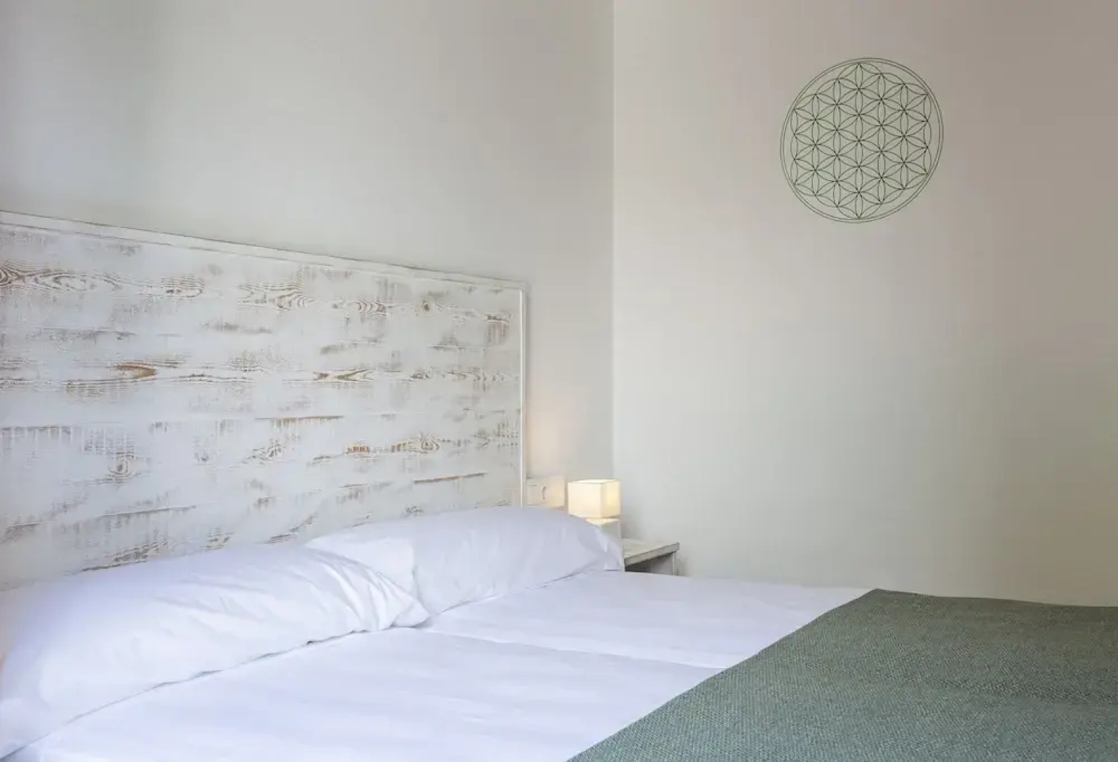 Ad Hoc Vitae Retreats & Health