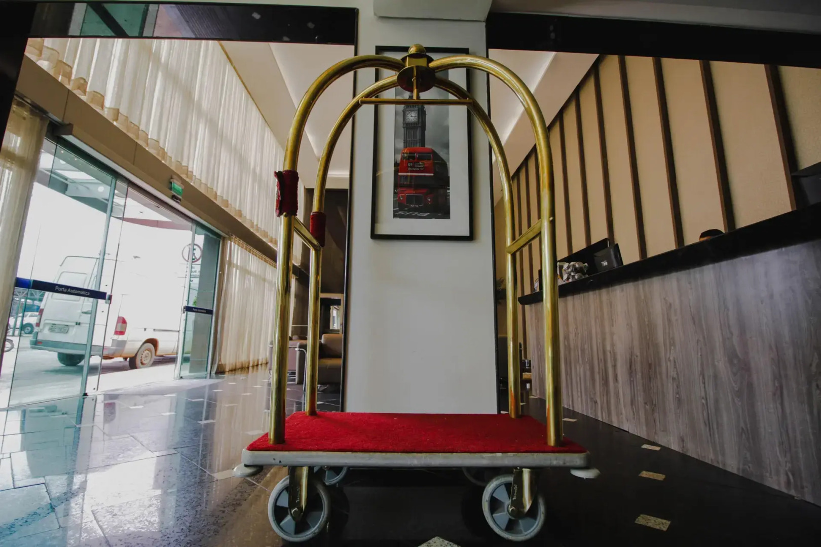 Oscar Hotel Executive