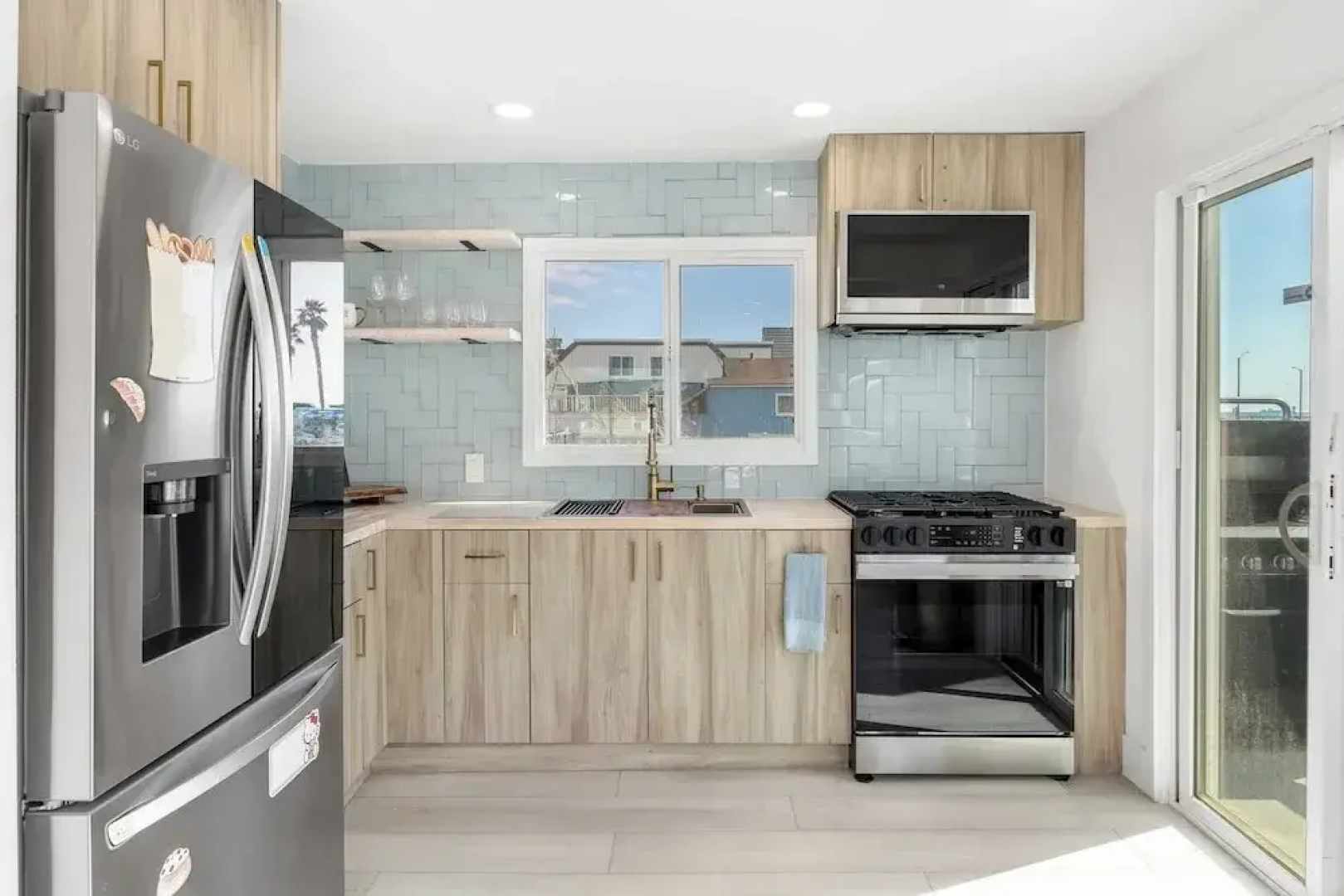 Steps to the Beach, 2 Units w/ Patio, Fire Pit Pacific Coast Highway Buyout