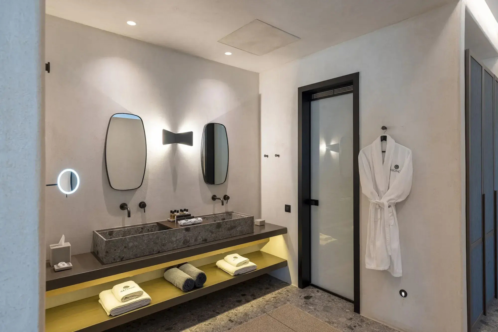 Aeonic Suites and Spa