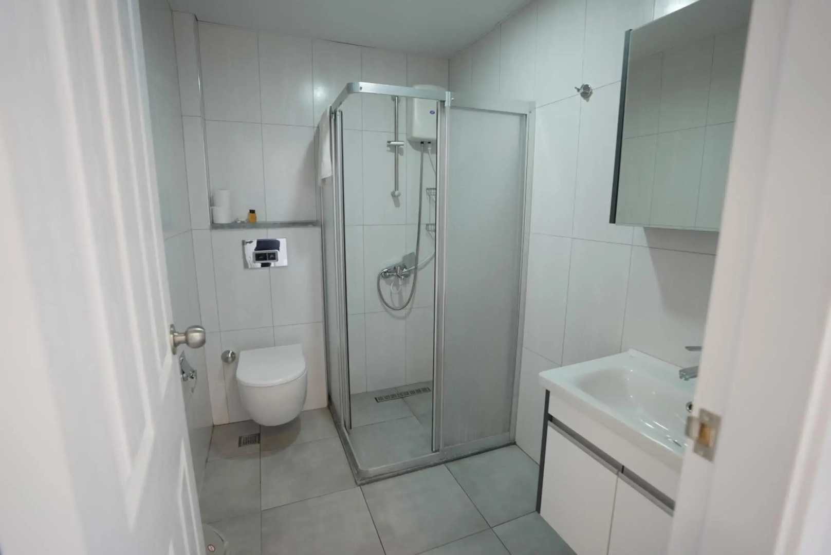 As Janelas Verdes Inn, a Lisbon Heritage Collection