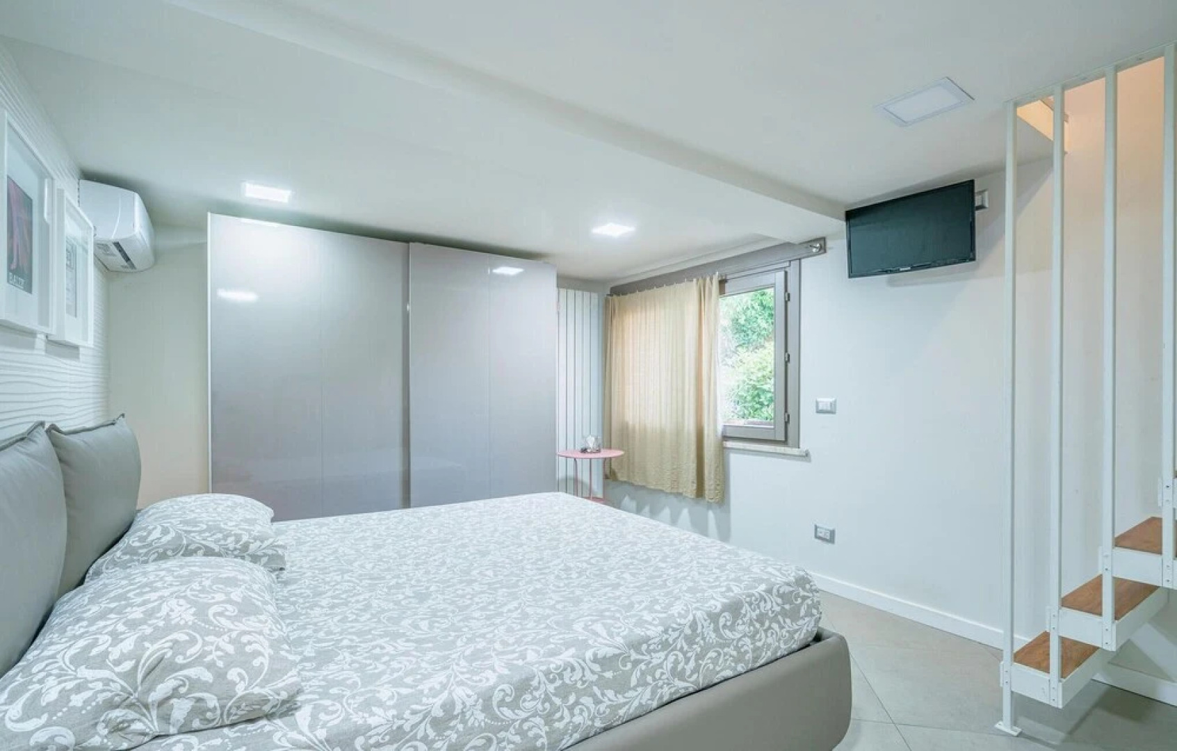 Nice Home in Orte With Outdoor Swimming Pool, Internet and 2 Bedrooms