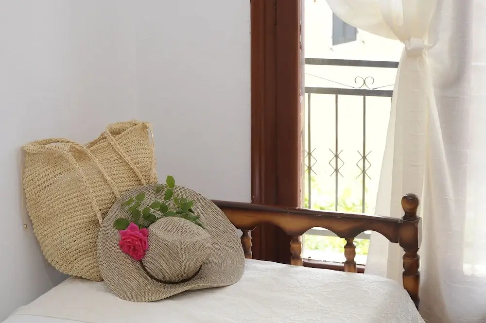 Traditional Greek Maisonette Antiperni