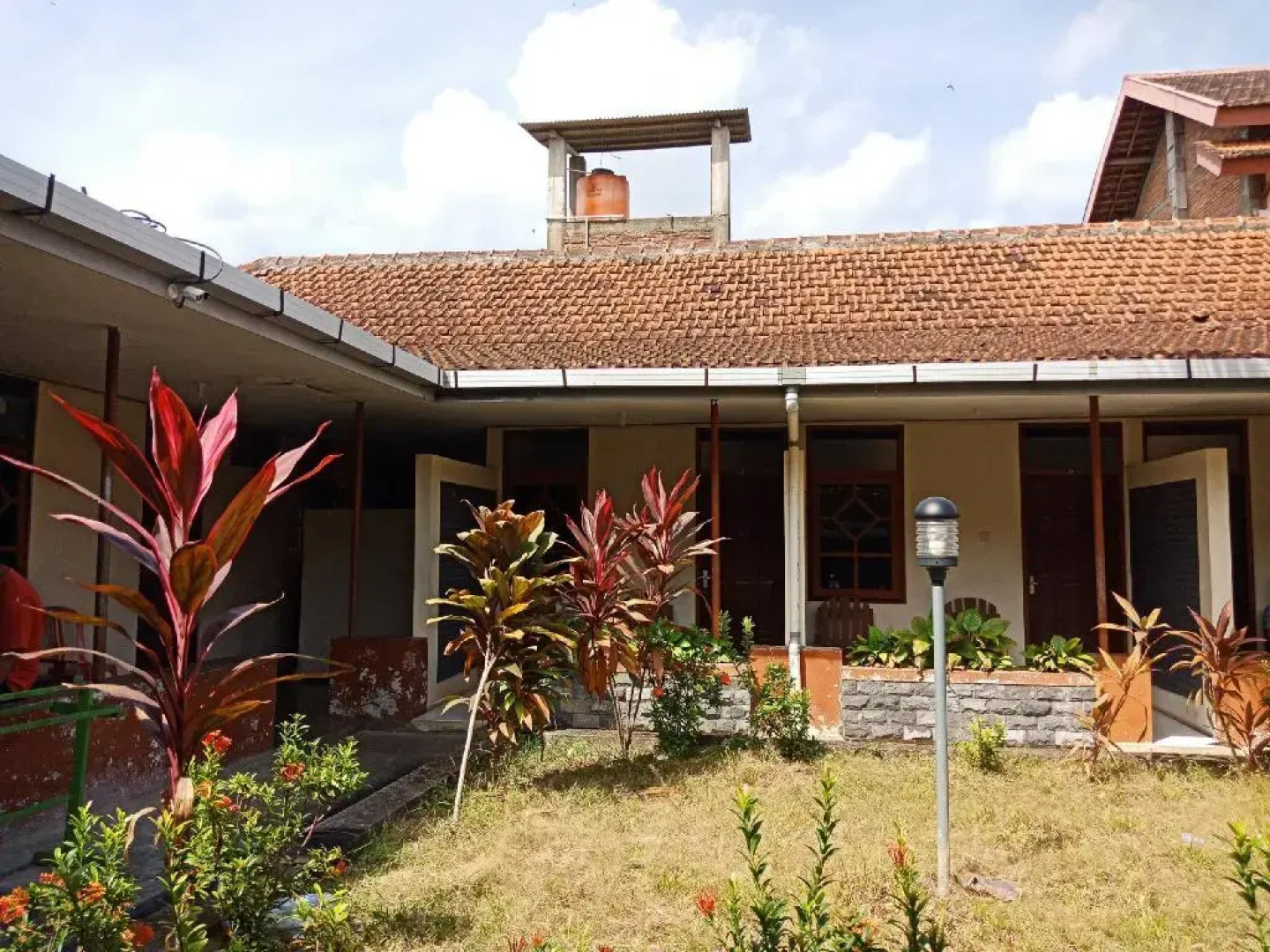 OYO 3915 Hotel Remaja Pacitan
