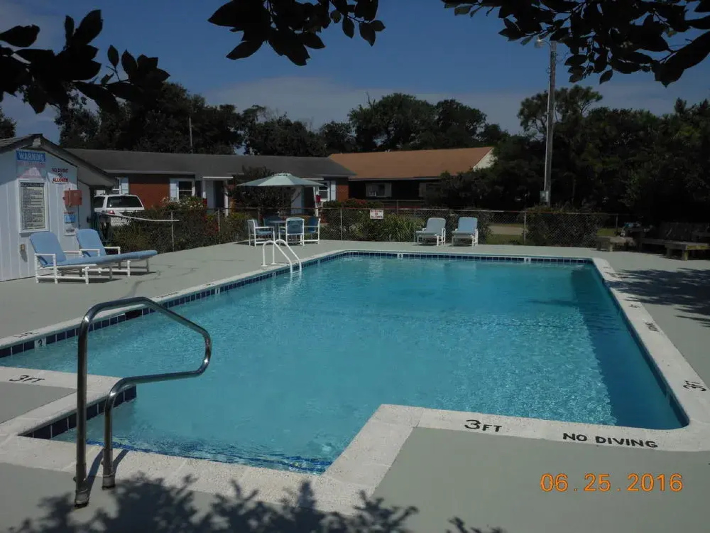 Cape Pines Motel