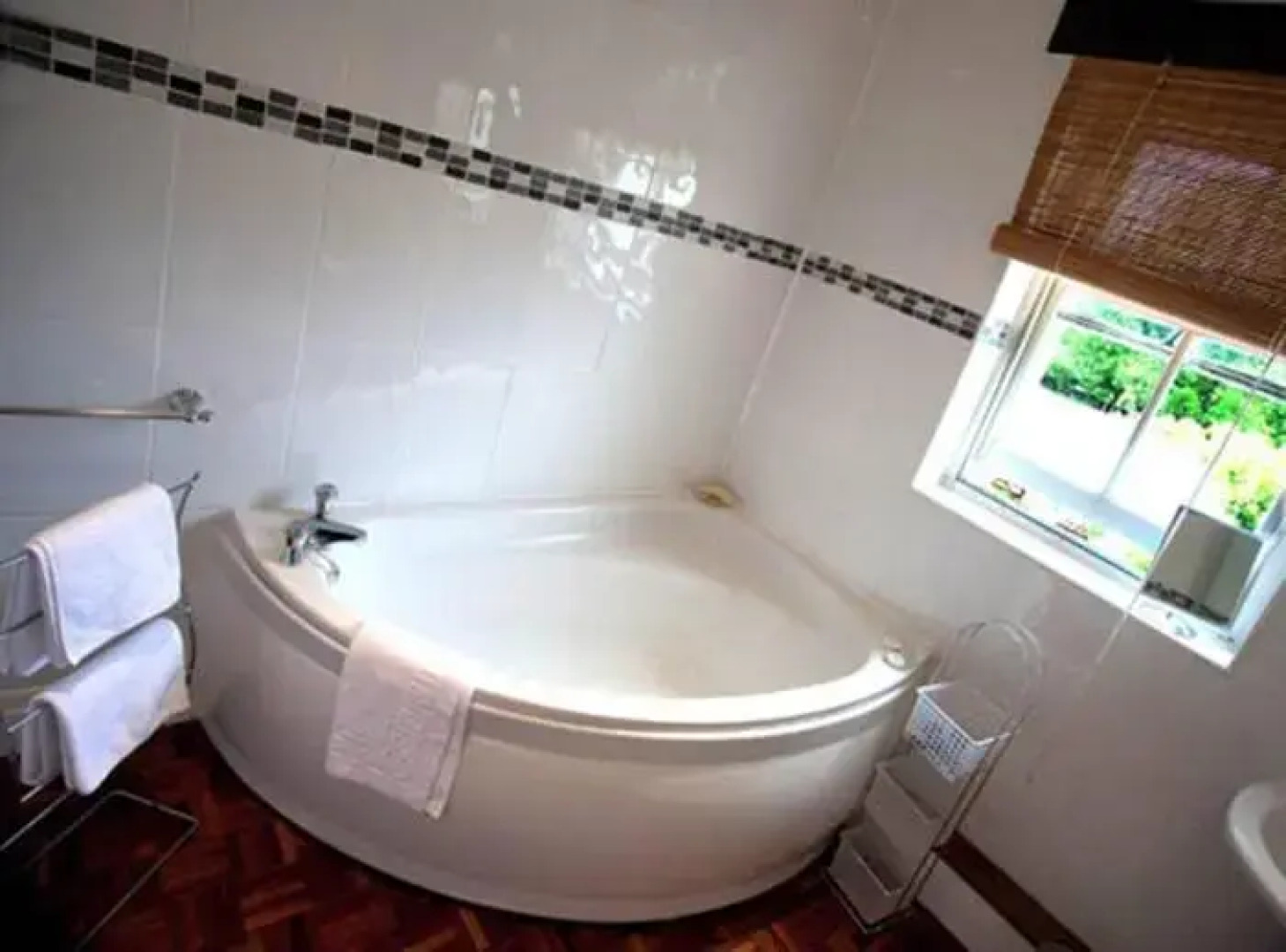 Strands Hotel/Inn & Micro Brewery