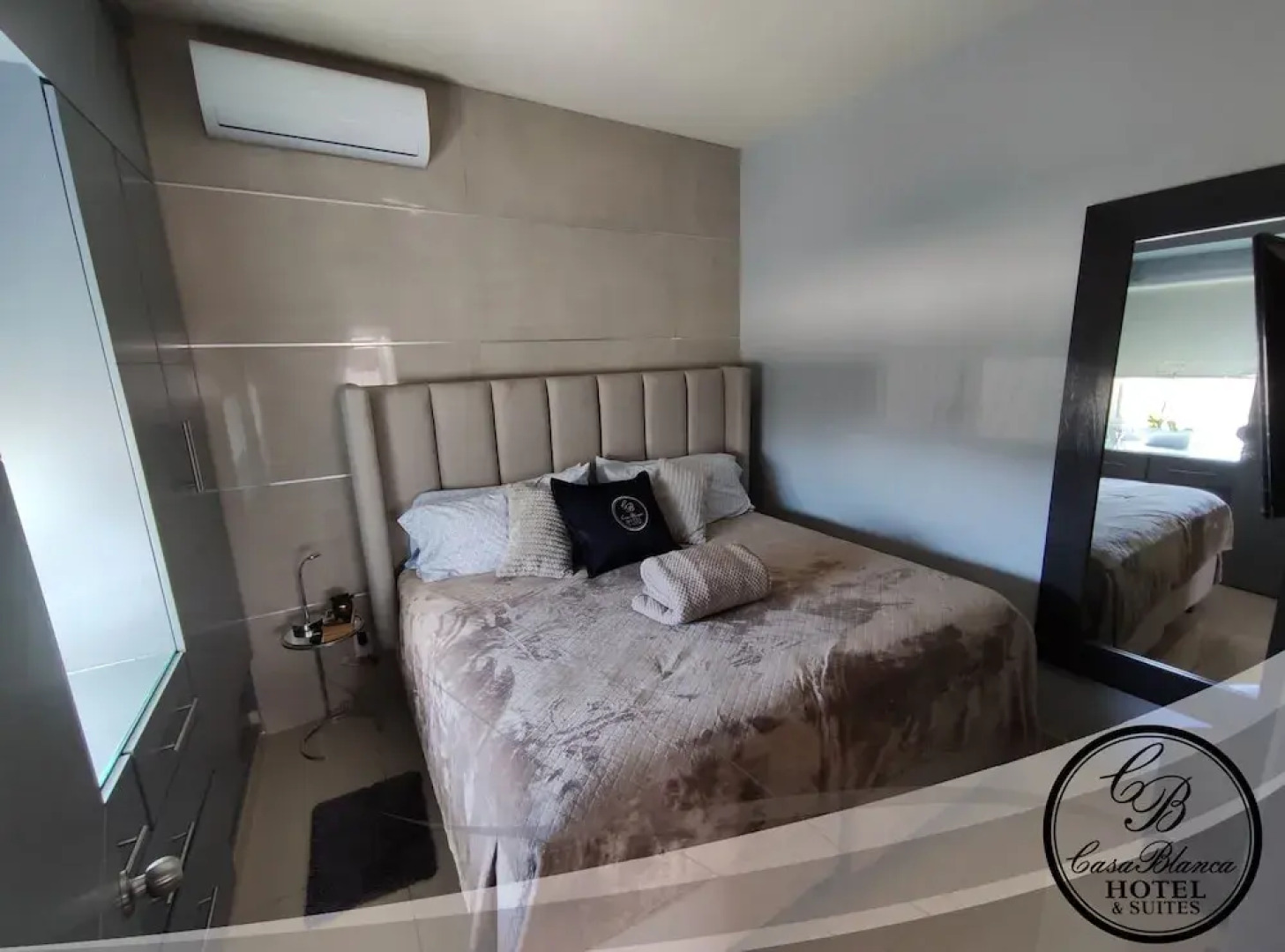 Hotel Casa Blanca & Suites