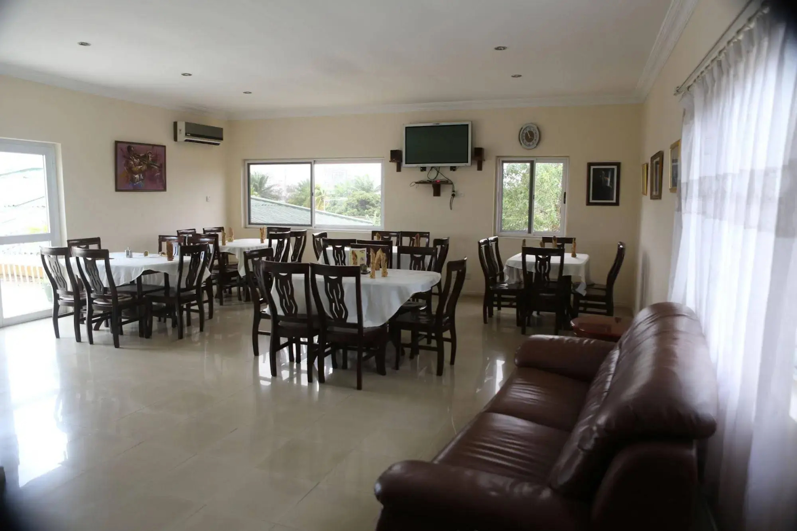 Okera Inn