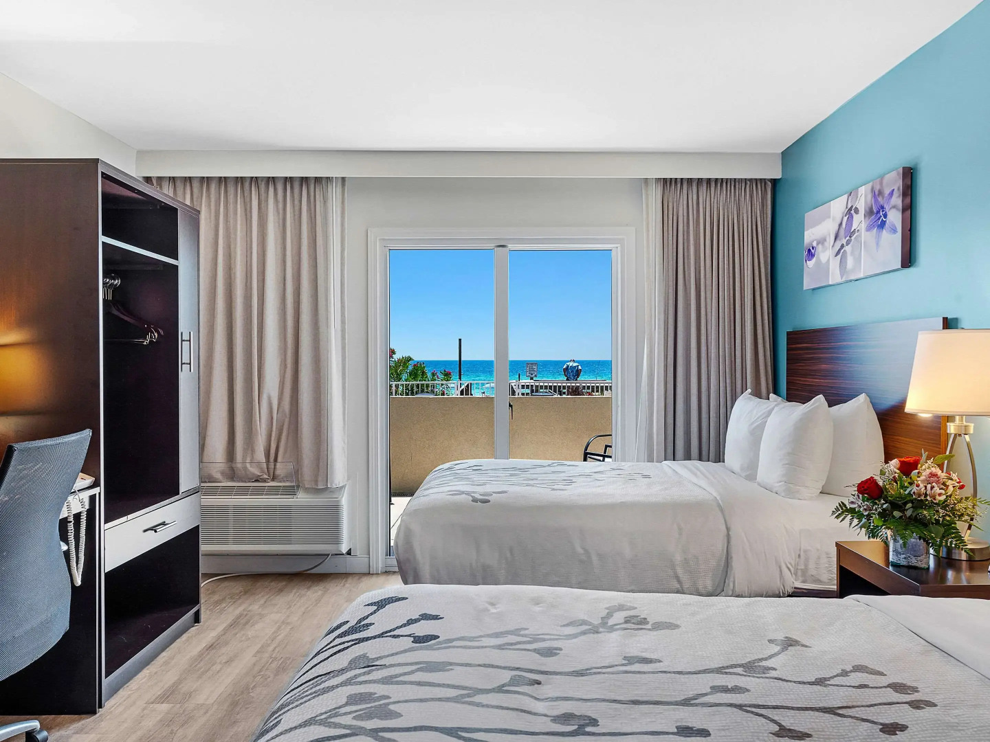 Sleep Inn On The Beach