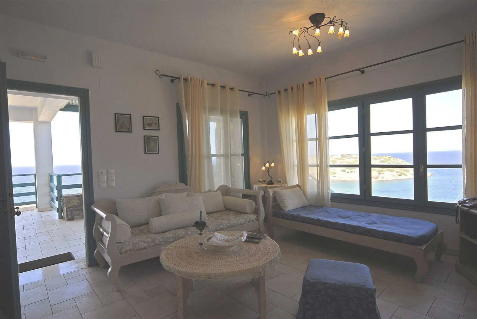 Mohlos Villas