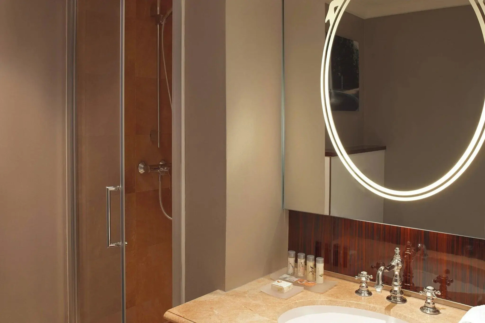 Renaissance Paris Nobel Tour Eiffel Hotel