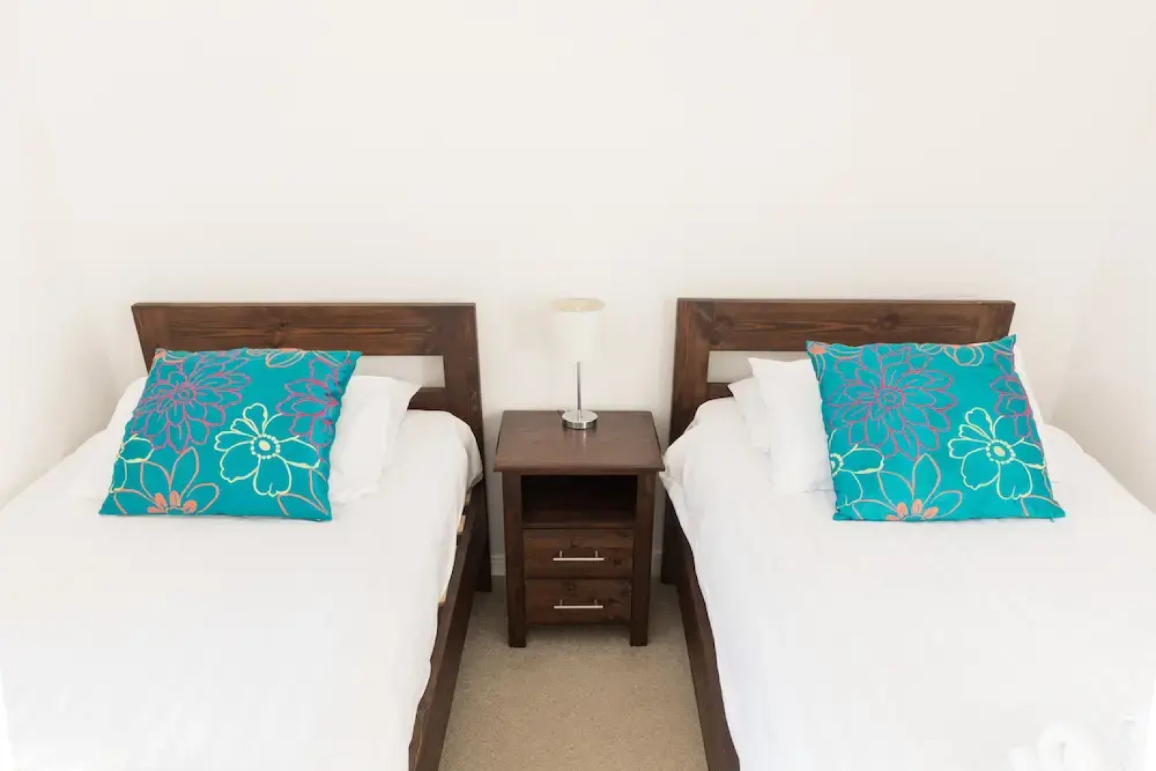 Waters Edge Apartment at Beach House