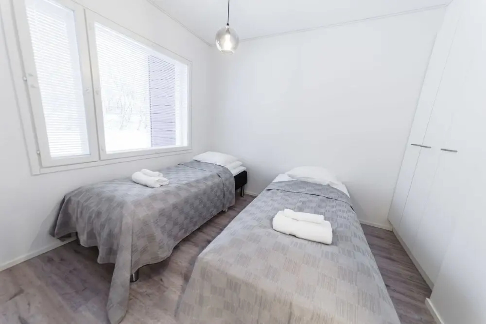 SSA Spot spacy 2-room apt ID 5003B5