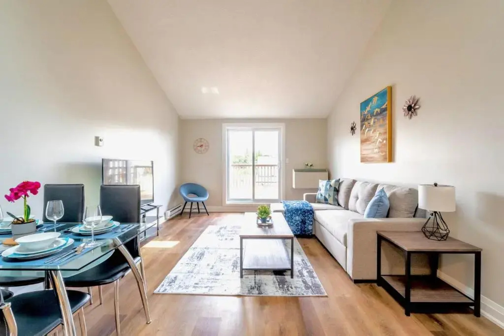 1BR Loft near DT Cambridge -Trails and Parks