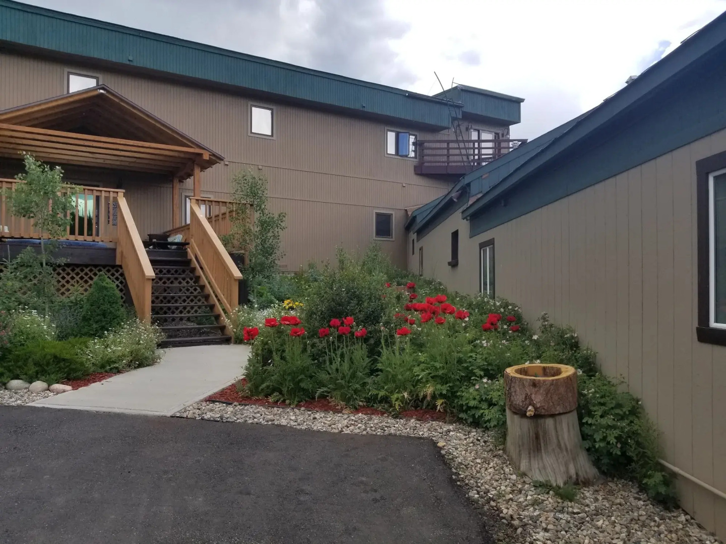 Valley Hi Motel - Near Winter Park Visitor Center