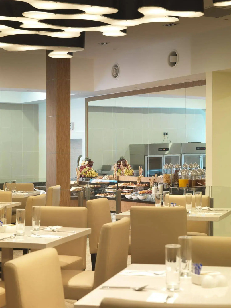 Sama-Sama Express KLIA Terminal 2 - Airside Transit Hotel