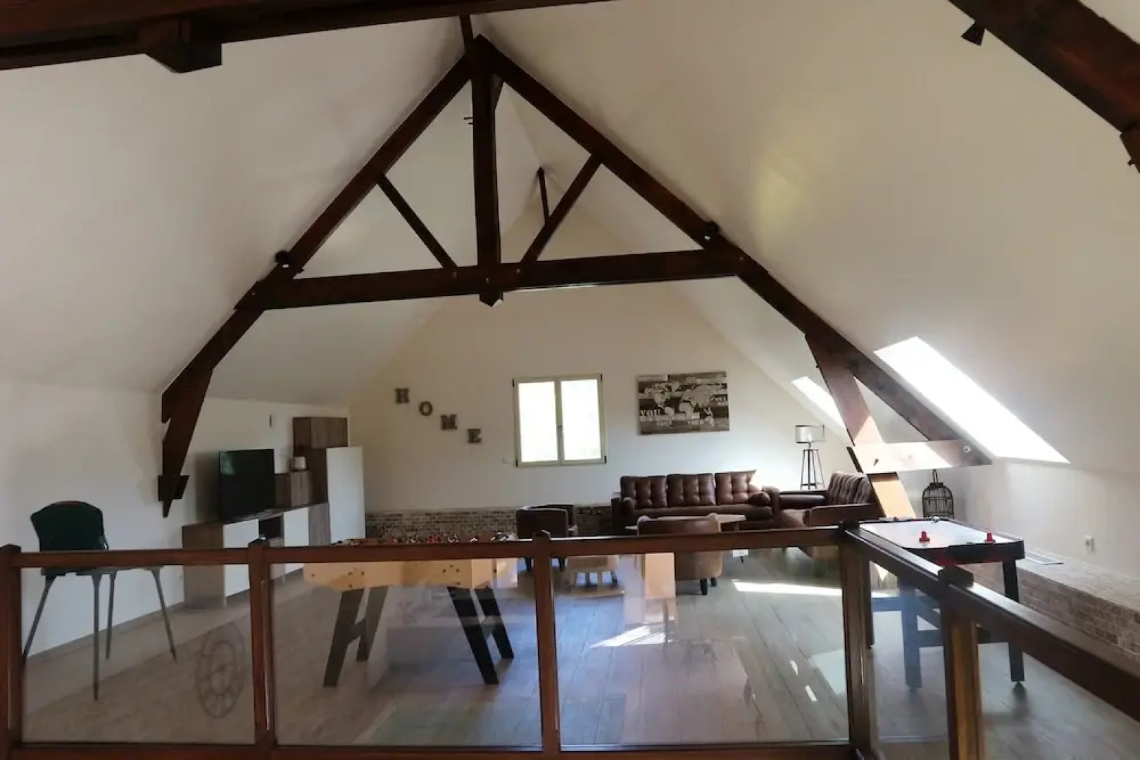 Maison avec piscine intérieure