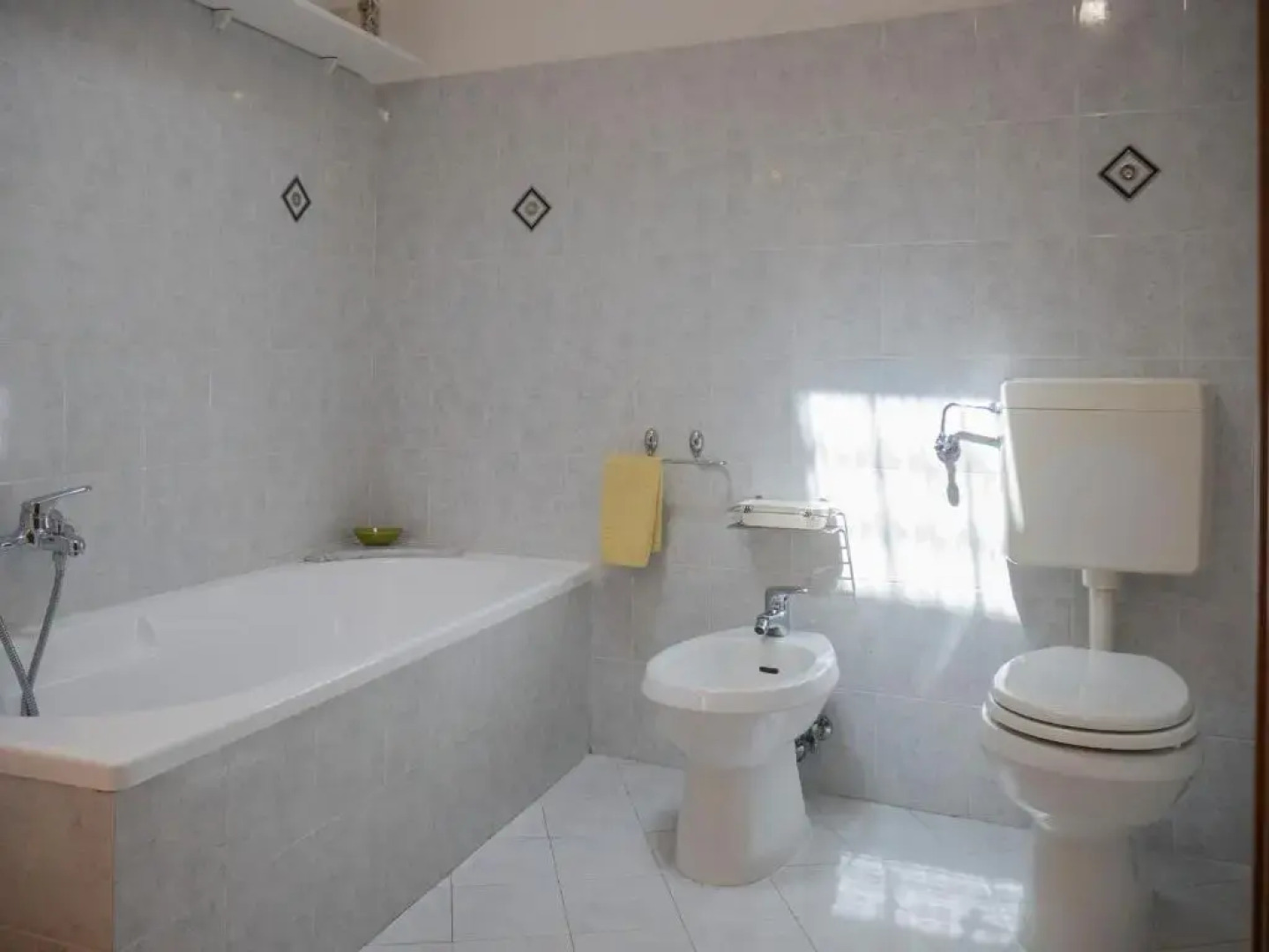 055 - Villa FAVOLA ANTICA, VISTA MARE pace natura 10 minuti dalla SPIAGGIA