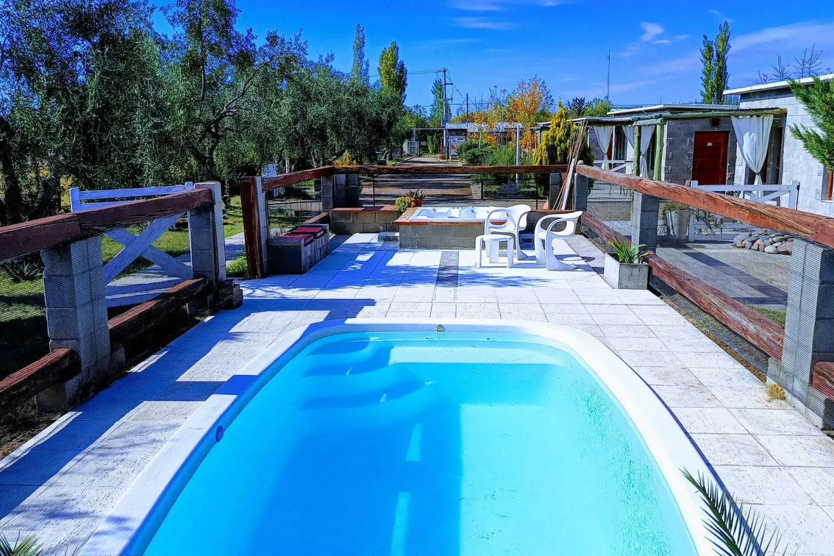 Nelumbo Petit Chalet