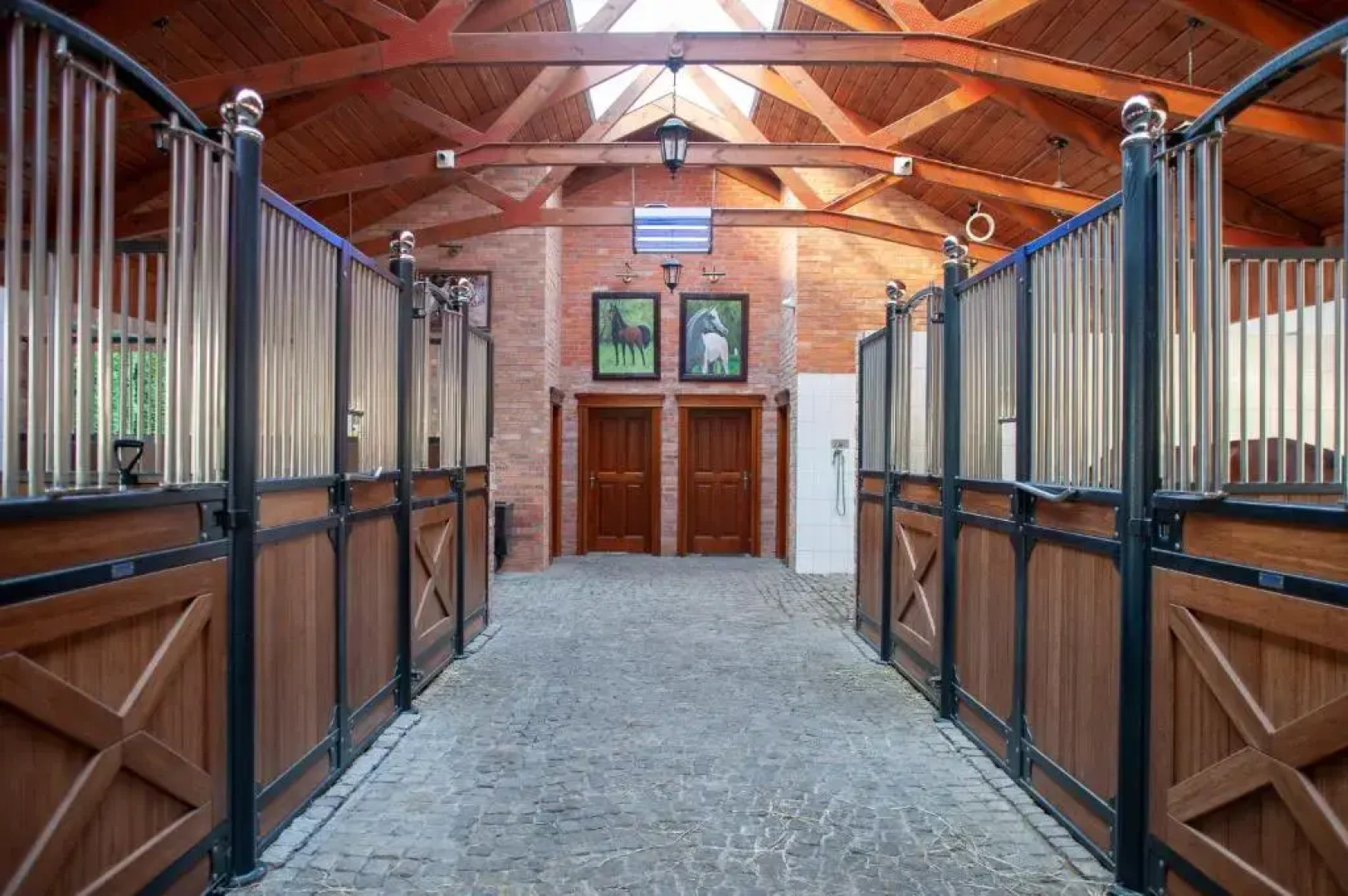 Hubertus Aparthotel & Restaurant & Horse Club