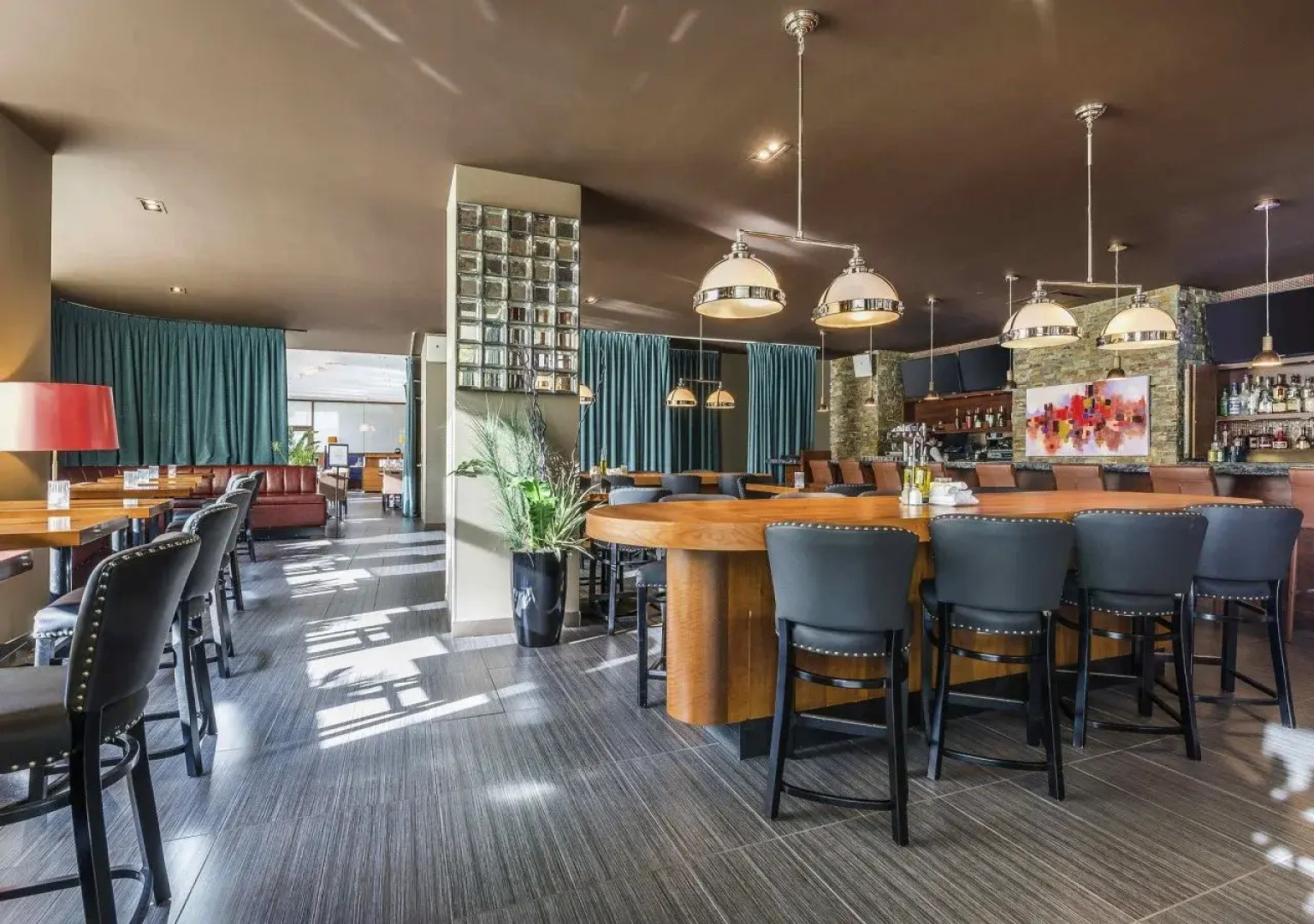 Novotel Montreal Aeroport