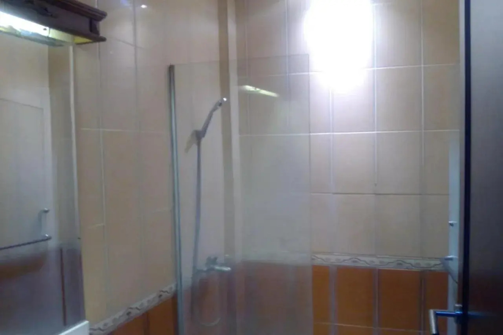 Yusro Hotel Restaurant & Convention