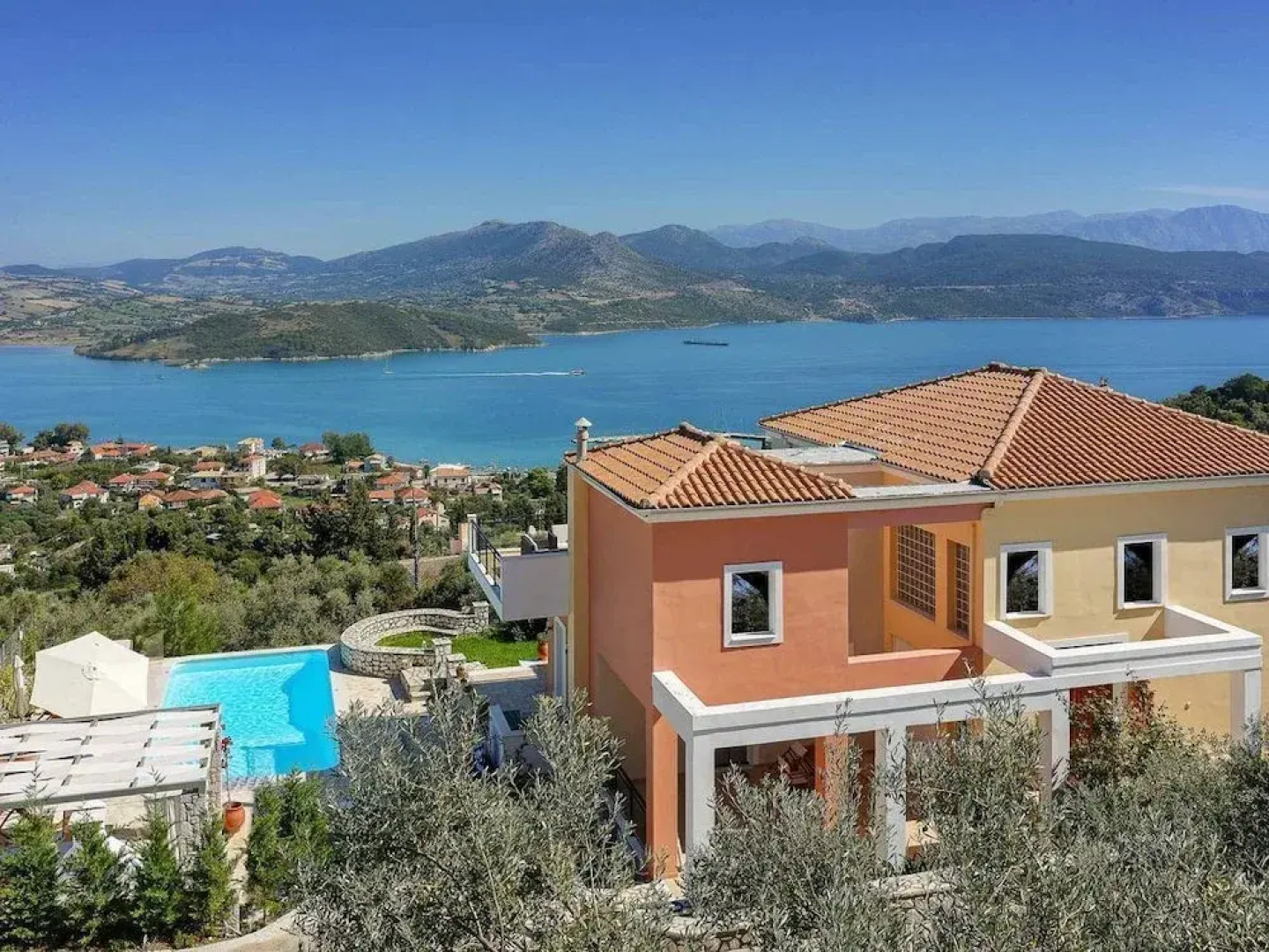 Villa Drepanou Bay