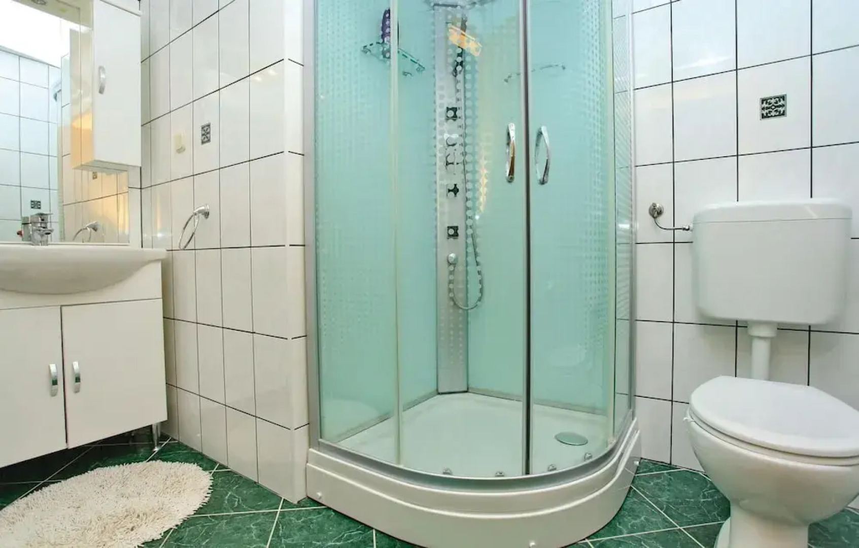 Awesome Home in Trstenik With Wifi and 4 Bedrooms