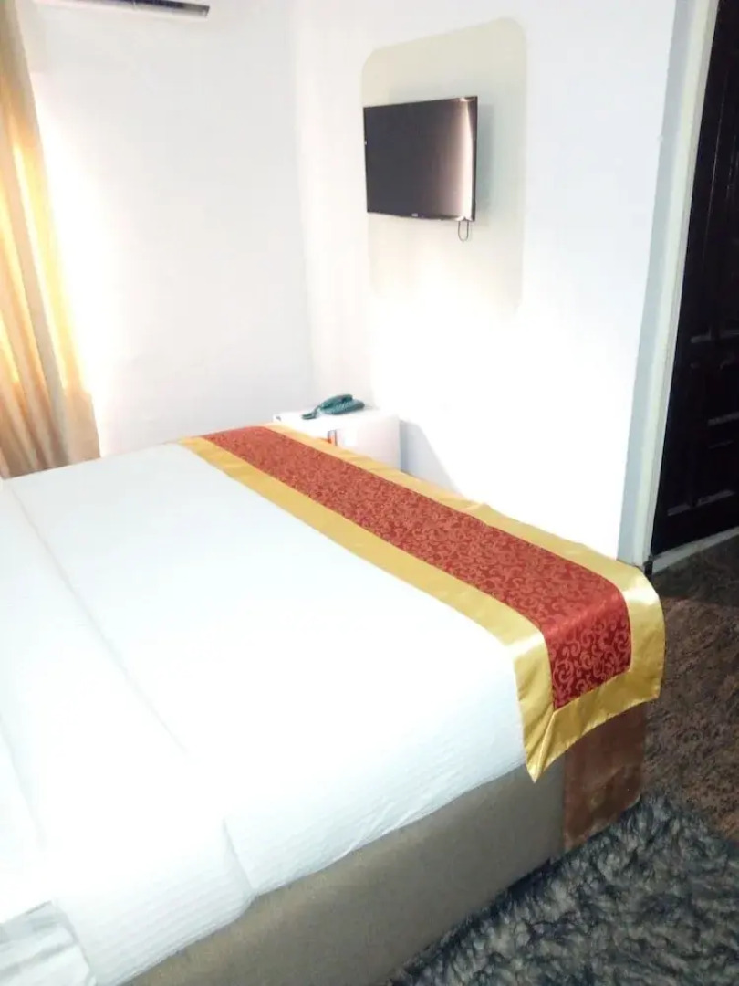 Laurintin Rose Hotel