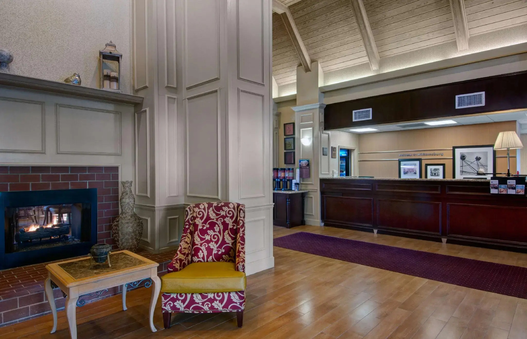 Hampton Inn & Suites Williamsburg-Richmond Rd.