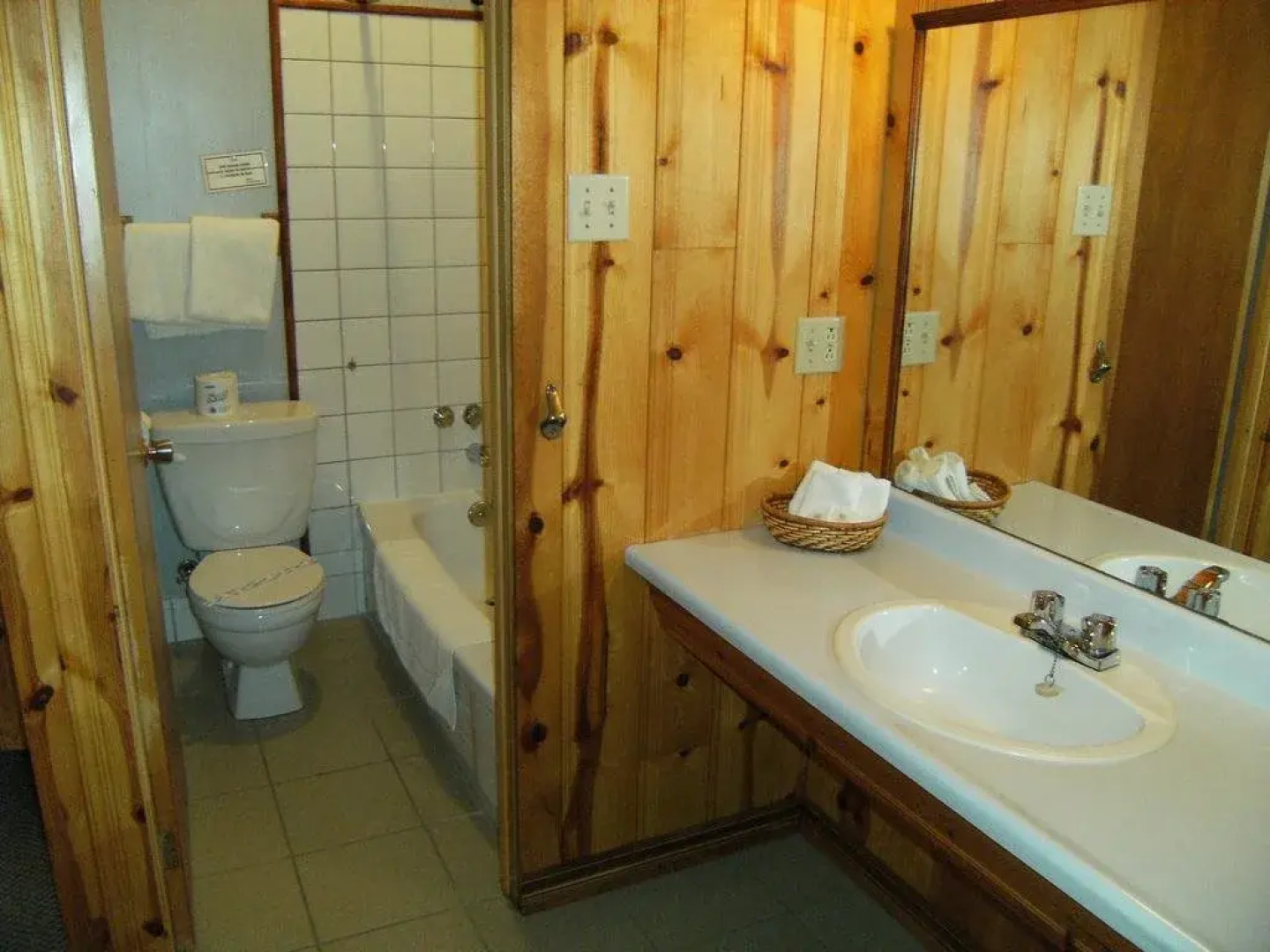 Hôtel Motel Les Voitures d'Eau