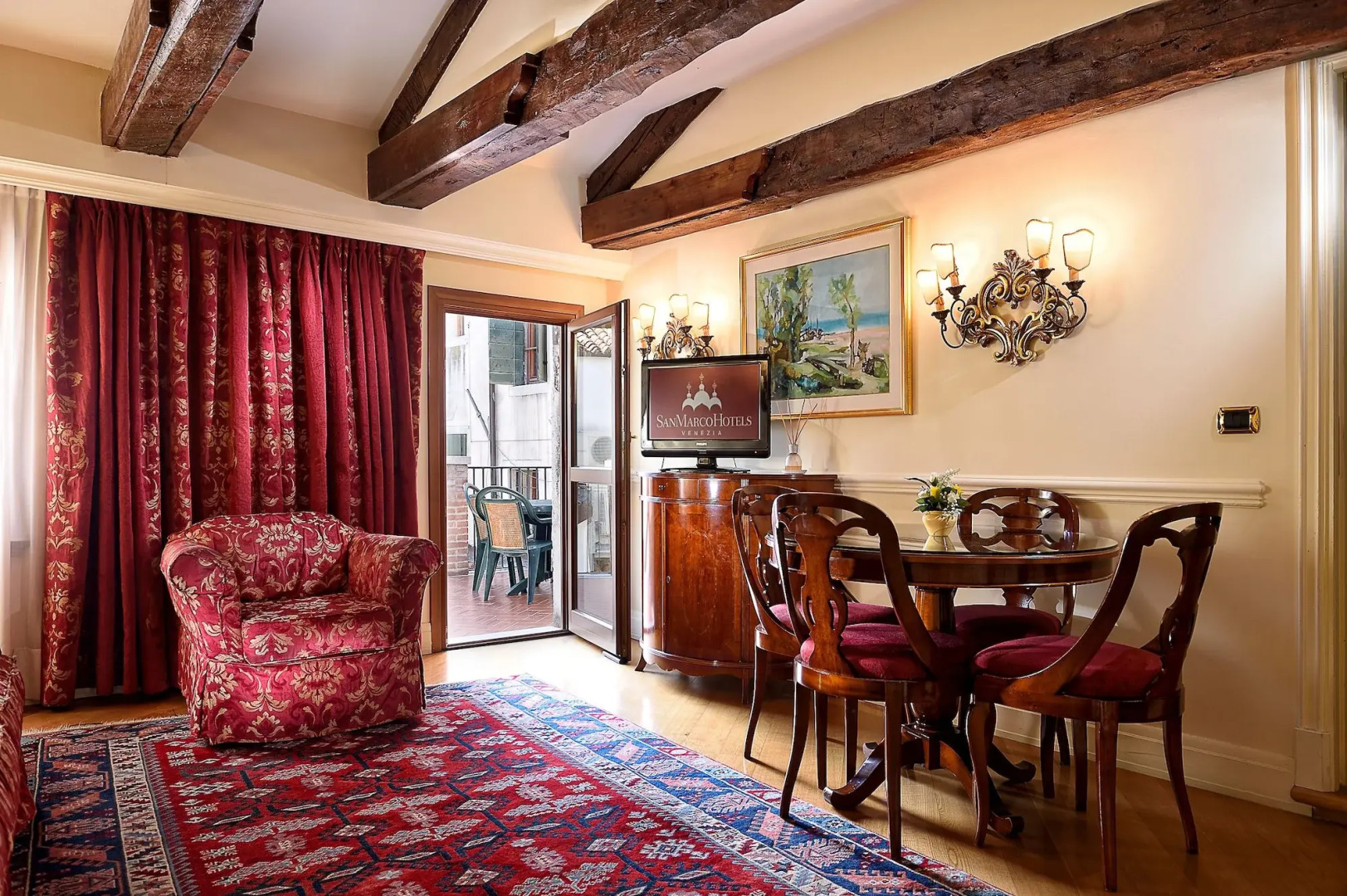 Torre dell'Orologio Suites