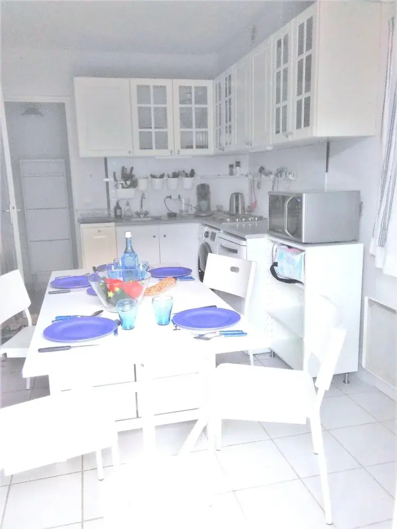 House With 3 Bedrooms in La Londe les Maures, With Terrace and Wifi -