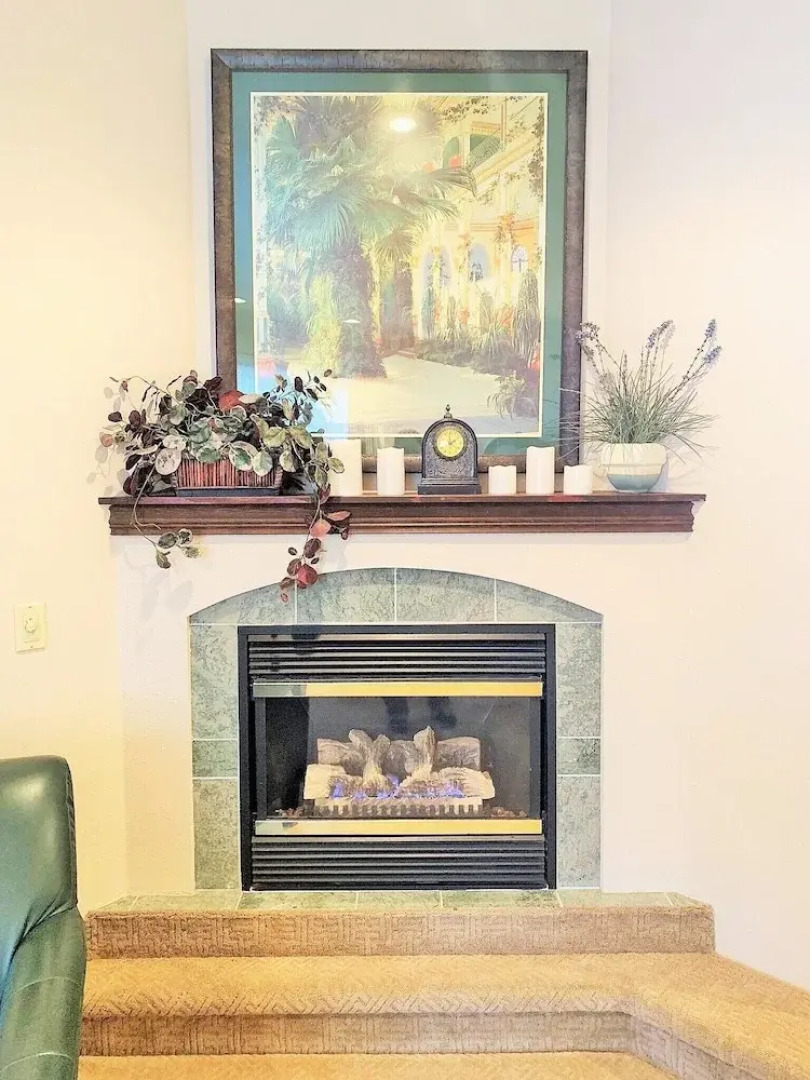 Breakers Boutique Inn