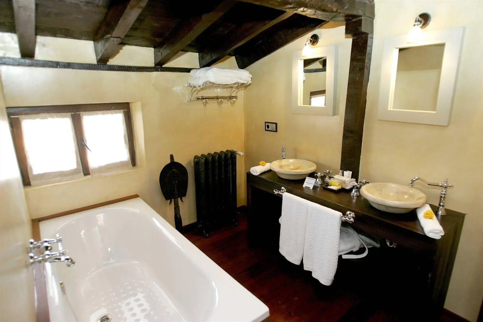 Hotel Rural Valle De Oca