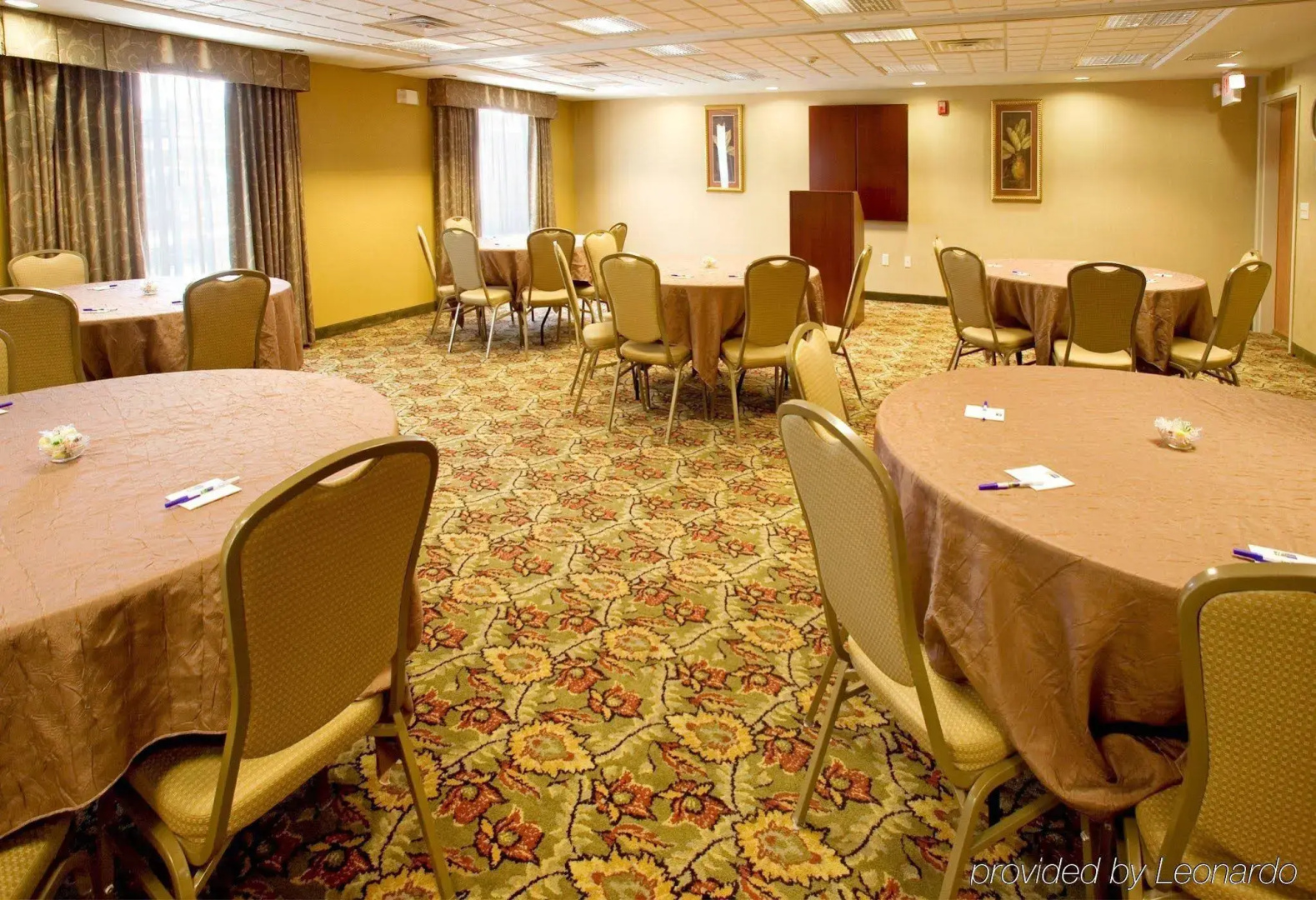 Holiday Inn Express & Suites Selma by IHG