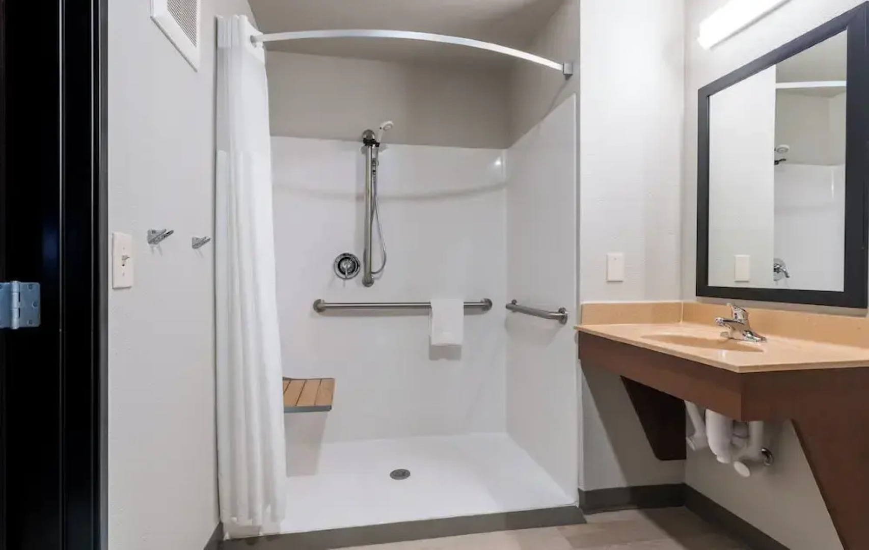 My Place Hotel Nashville East I-40 Lebanon