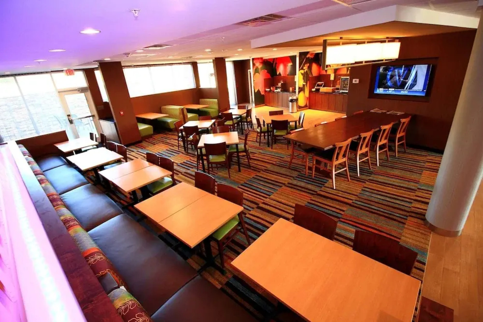 Fairfield Inn & Suites London